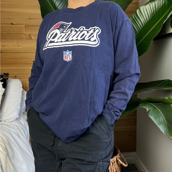 NFL Patriots Long Sleeve - Picture 1 of 2